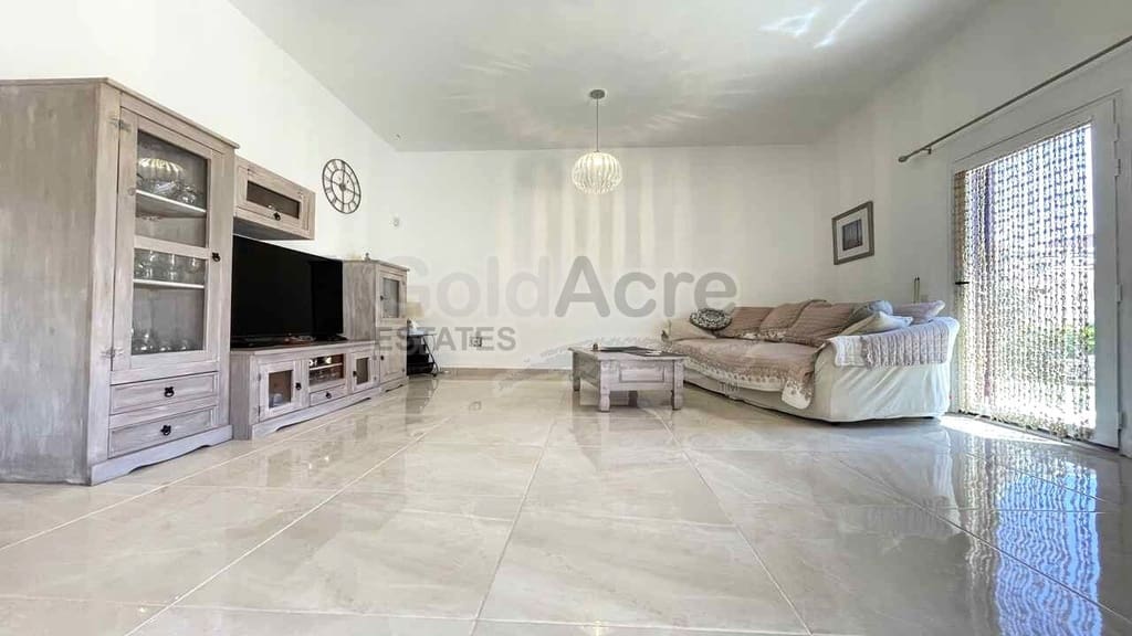 1 bedroom Villa for sale in La Oliva - € 245,000 (Ref: 9861395)