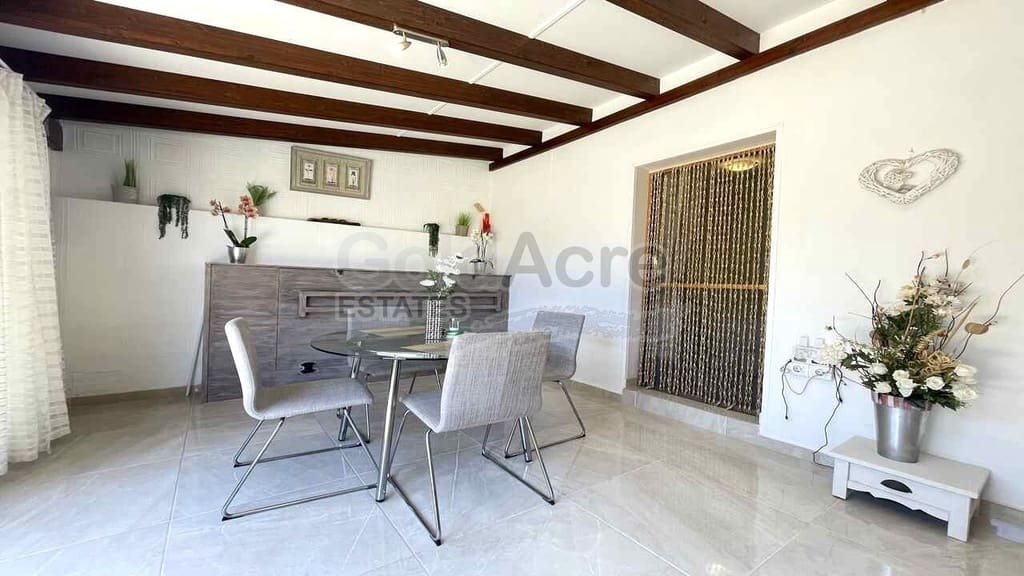 1 bedroom Villa for sale in La Oliva - € 245,000 (Ref: 9861395)