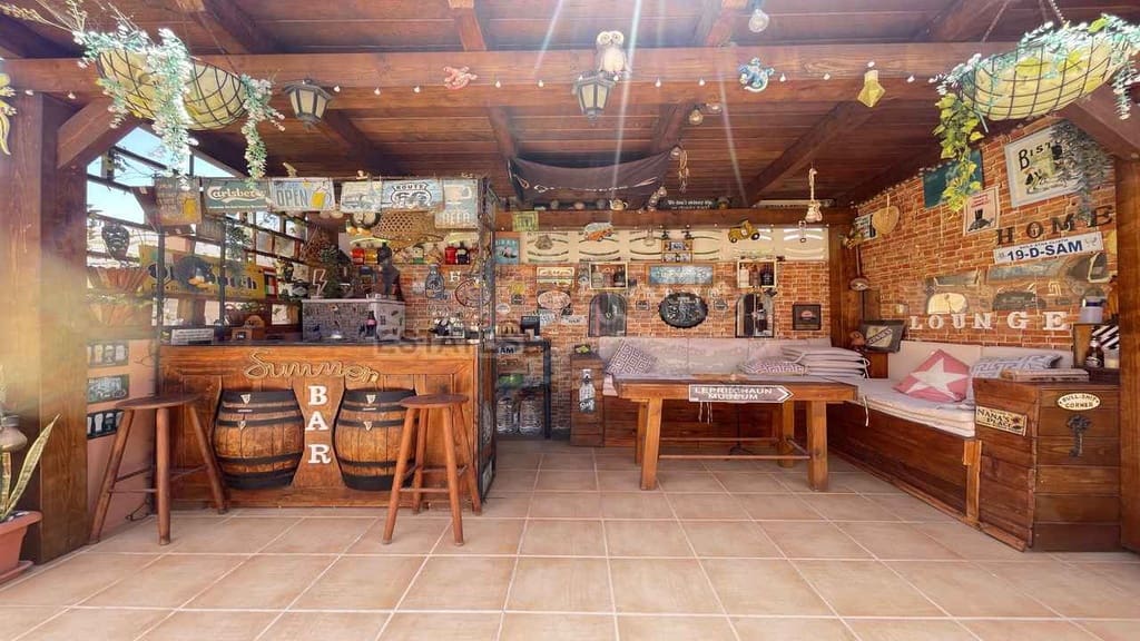 1 bedroom Villa for sale in La Oliva - € 245,000 (Ref: 9861395)