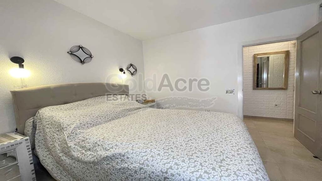 1 bedroom Villa for sale in La Oliva - € 245,000 (Ref: 9861395)
