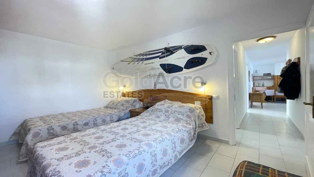 2 bedroom Apartment for sale in Corralejo with pool - € 315,000 (Ref: 9875557)