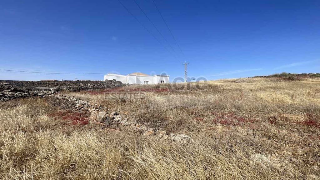 Grunde uden byggetilladelser til salg i Villaverde - € 179.000 (Ref: 9875558)