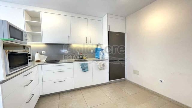 1 slaapkamer Appartement te koop in Corralejo, La Oliva met zwembad - € 249.000 (Ref: 9880481)