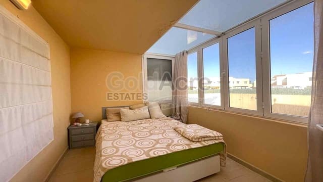 1 quarto Apartamento para venda em Corralejo, La Oliva com piscina - 249 000 € (Ref: 9880481)