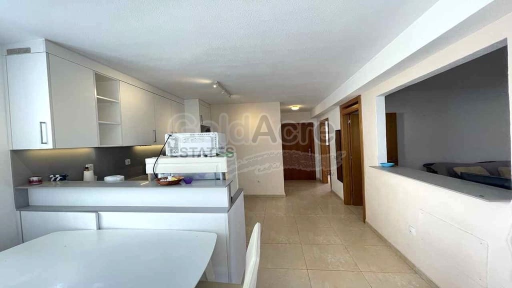1 bedroom Apartment for sale in Corralejo with pool - € 249,000 (Ref: 9880481)