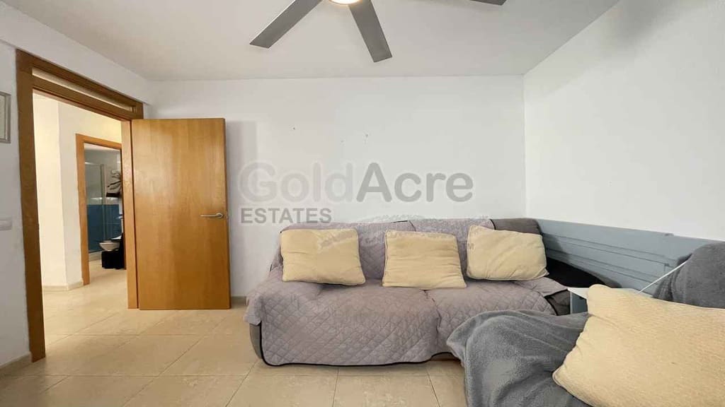 1 bedroom Apartment for sale in Corralejo with pool - € 249,000 (Ref: 9880481)