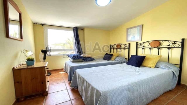 2 bedroom Apartment for sale in Corralejo, La Oliva with pool garage - € 269,000 (Ref: 9880482)