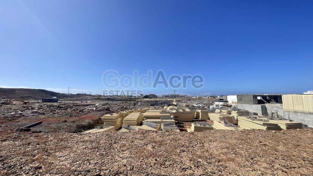 Rakentamaton maa myytävänä paikassa Corralejo - 215 000 € (Ref: 9883870)