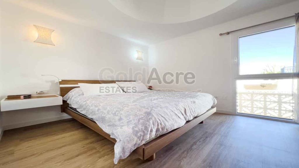 2 makuuhuone Bungalow myytävänä paikassa Corralejo mukana 
autotalli - 459 000 € (Ref: 9886376)