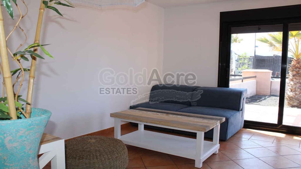 2 slaapkamer Villa te koop in Majanicho met zwembad - € 220.000 (Ref: 9886377)