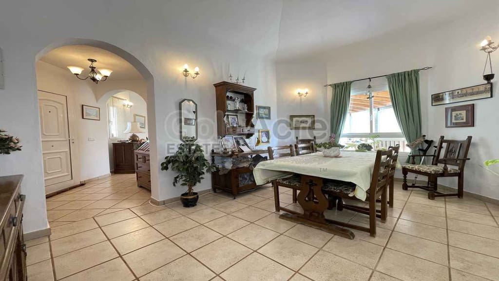 2 soveværelse Villa til salg i Tindaya med swimmingpool garage - € 515.000 (Ref: 9912373)