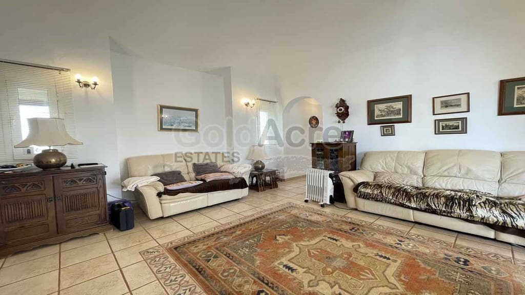 2 sovrum Villa till salu i Tindaya med pool garage - 515 000 € (Ref: 9912373)