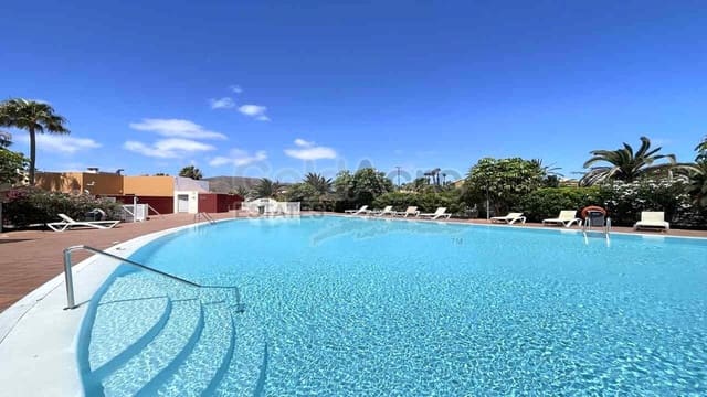 2 camera da letto Villa in vendita in Corralejo, La Oliva con piscina - 255.000 € (Rif: 9912374)