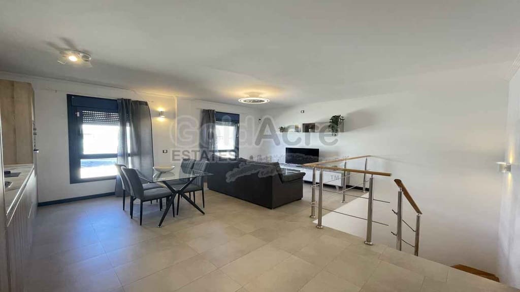 2 Zimmer Apartment zu verkaufen in El Cotillo mit Pool Garage - 399.000 € (Ref: 9915132)