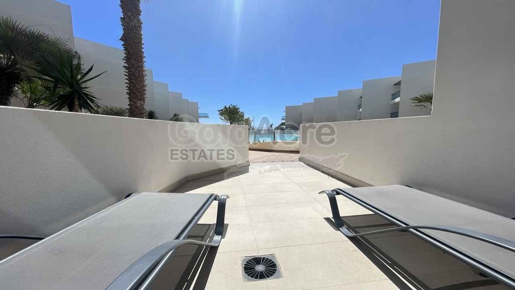 2 Zimmer Apartment zu verkaufen in El Cotillo mit Pool Garage - 399.000 € (Ref: 9915132)