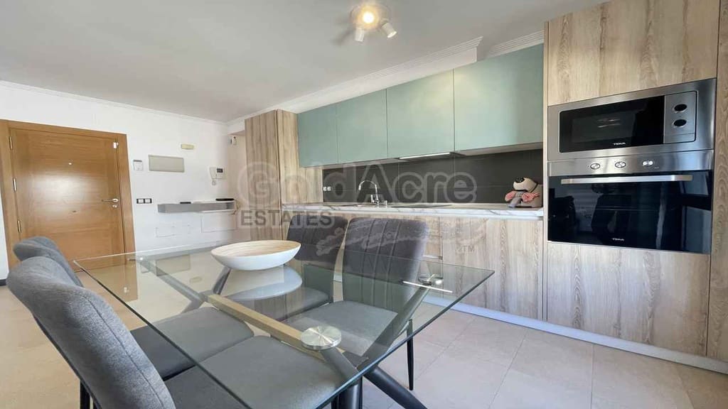 2 Zimmer Apartment zu verkaufen in El Cotillo mit Pool Garage - 399.000 € (Ref: 9915132)