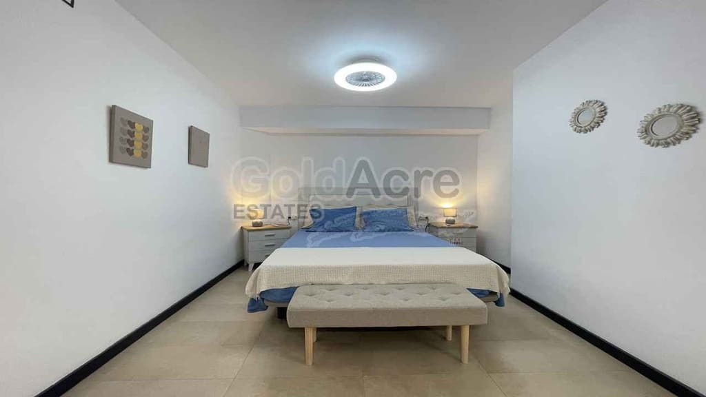2 Zimmer Apartment zu verkaufen in El Cotillo mit Pool Garage - 399.000 € (Ref: 9915132)