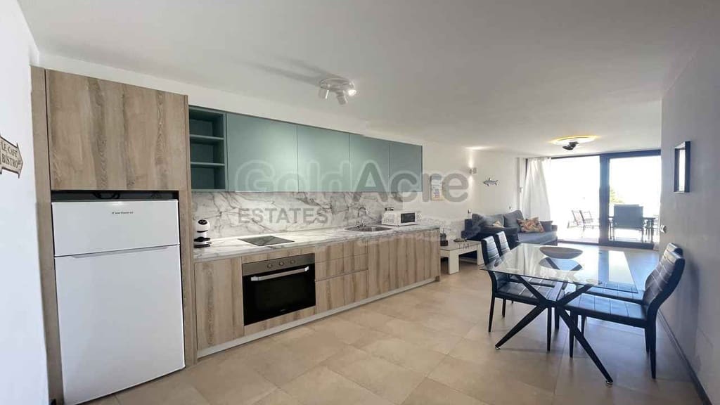 2 Zimmer Apartment zu verkaufen in El Cotillo mit Pool Garage - 399.000 € (Ref: 9915132)