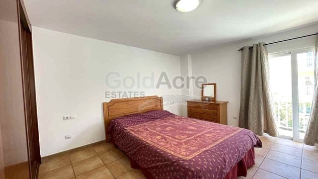 Apartamento de 2 habitaciones en Corralejo, La Oliva en venta con piscina garaje - 249.000 € (Ref: 9926601)