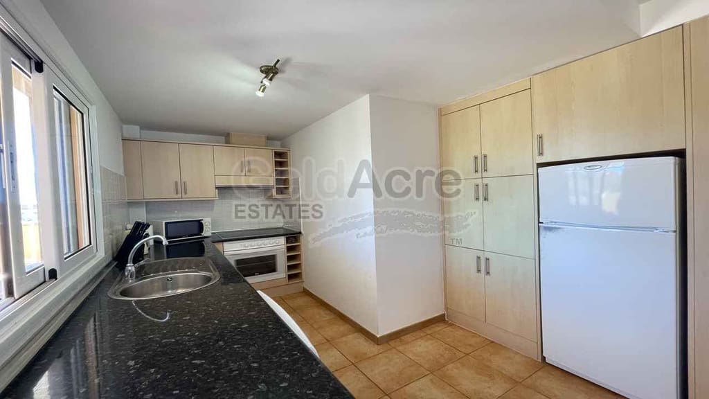 2 chambre Appartement à vendre à Corralejo avec piscine garage - 249 000 € (Ref: 9926601)