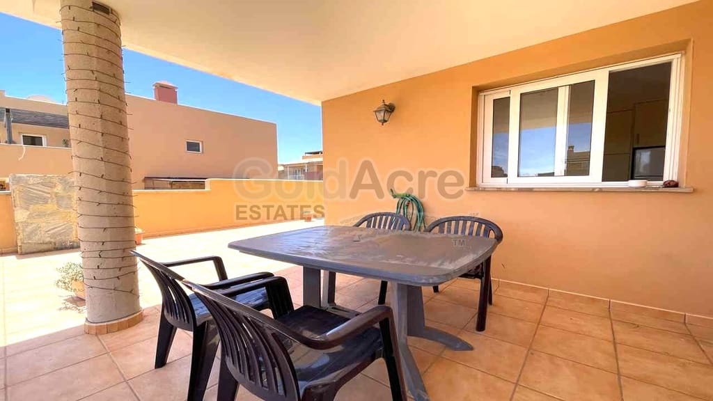 2 chambre Appartement à vendre à Corralejo avec piscine garage - 249 000 € (Ref: 9926601)