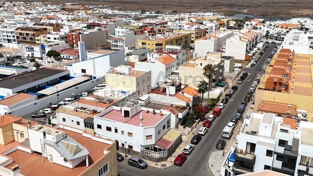 1 bedroom Apartment for sale in Corralejo - € 169,000 (Ref: 9937420)