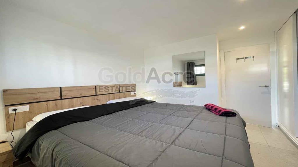 1 bedroom Apartment for sale in Costa de Antigua with pool - € 125,000 (Ref: 9965996)