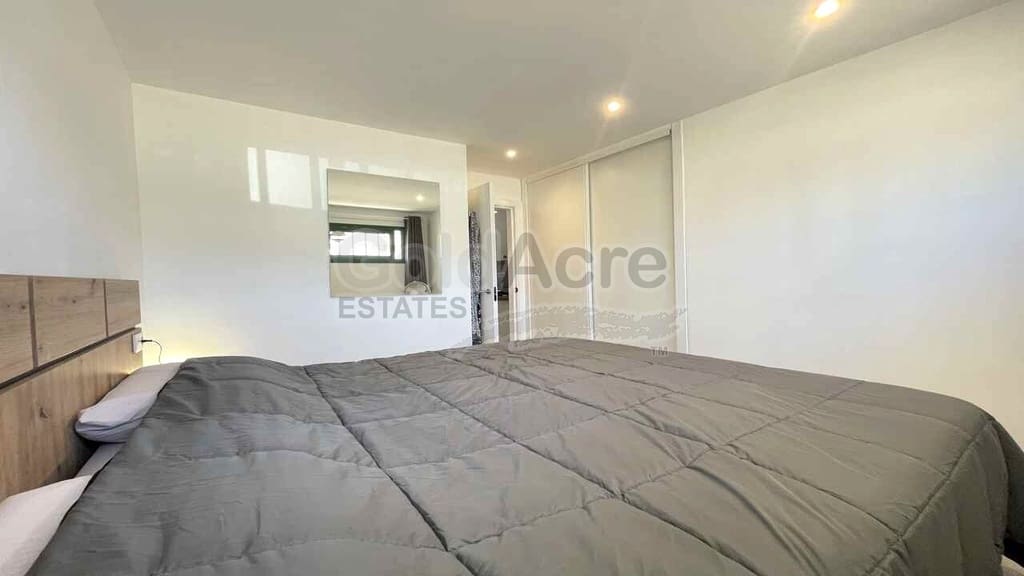 1 bedroom Apartment for sale in Costa de Antigua with pool - € 125,000 (Ref: 9965996)