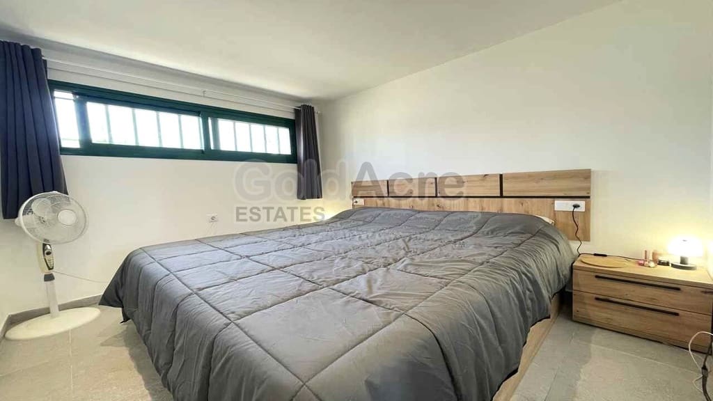1 bedroom Apartment for sale in Costa de Antigua with pool - € 125,000 (Ref: 9965996)