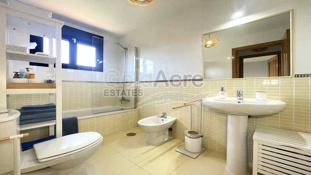 Chalet de 1 habitación en Majanicho, La Oliva en venta con piscina - 199.000 € (Ref: 9965997)