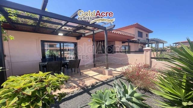 Chalet de 1 habitación en Majanicho, La Oliva en venta con piscina - 199.000 € (Ref: 9965997)