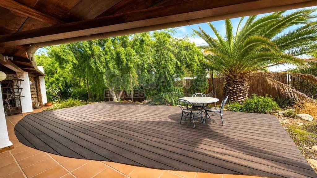 4 bedroom Villa for sale in Tindaya - € 450,000 (Ref: 9979396)