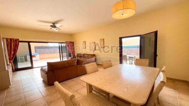 3 sovrum Villa till salu i La Oliva med pool garage - 295 000 € (Ref: 9979397)