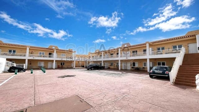3 bedroom Apartment for sale in La Oliva with garage - € 205,000 (Ref: 9986225)