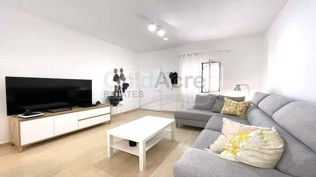 3 Zimmer Apartment zu verkaufen in La Oliva mit Garage - 205.000 € (Ref: 9986225)