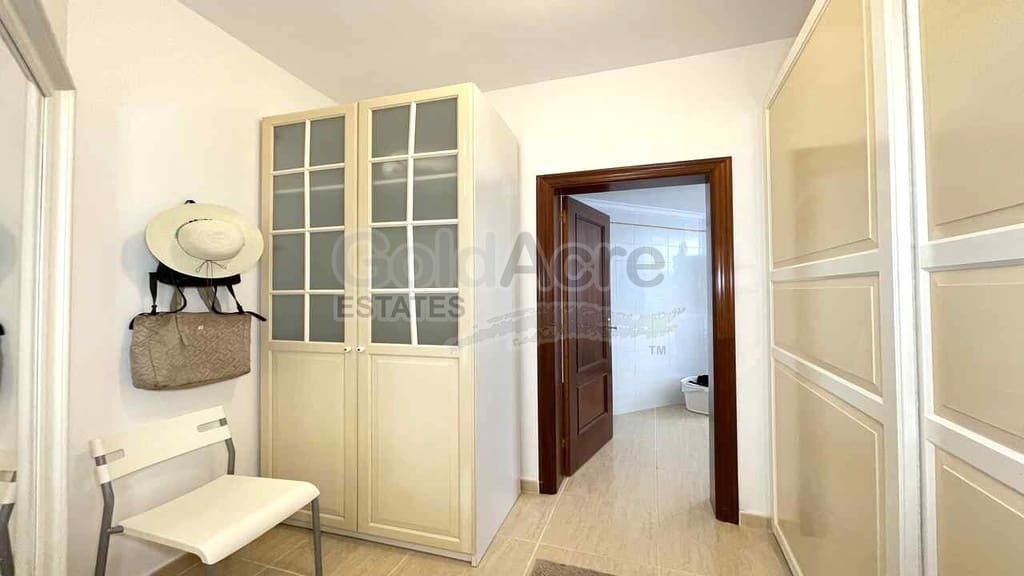 3 soverom Leilighet til salgs i La Oliva med garasje - € 205 000 (Ref: 9986225)
