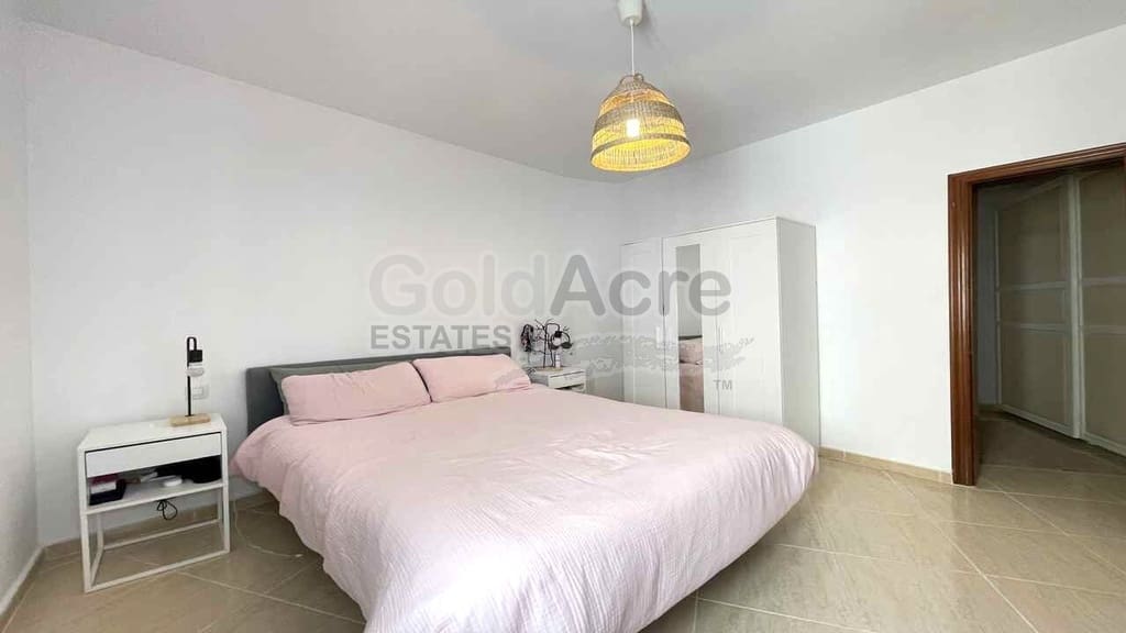 3 soverom Leilighet til salgs i La Oliva med garasje - € 205 000 (Ref: 9986225)
