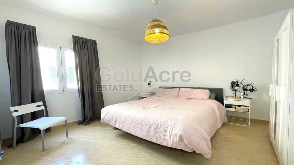 3 soverom Leilighet til salgs i La Oliva med garasje - € 205 000 (Ref: 9986225)