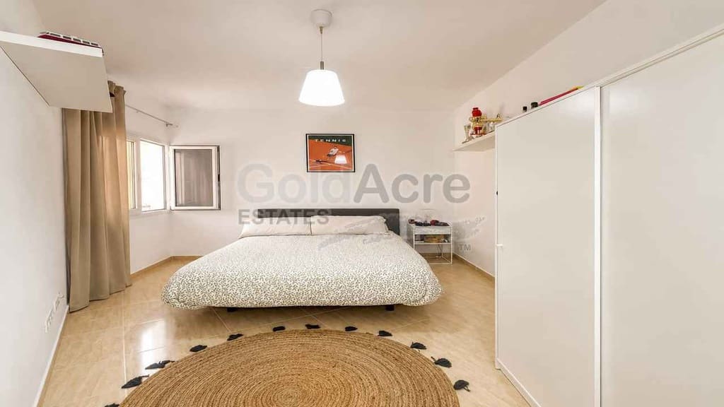 3 soverom Leilighet til salgs i La Oliva med garasje - € 205 000 (Ref: 9986225)
