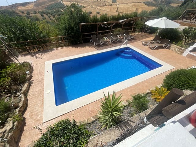 7 sovrum Gästhus/B & B till salu i Villanueva de la Concepcion med pool garage - 849 000 € (Ref: 10031068)
