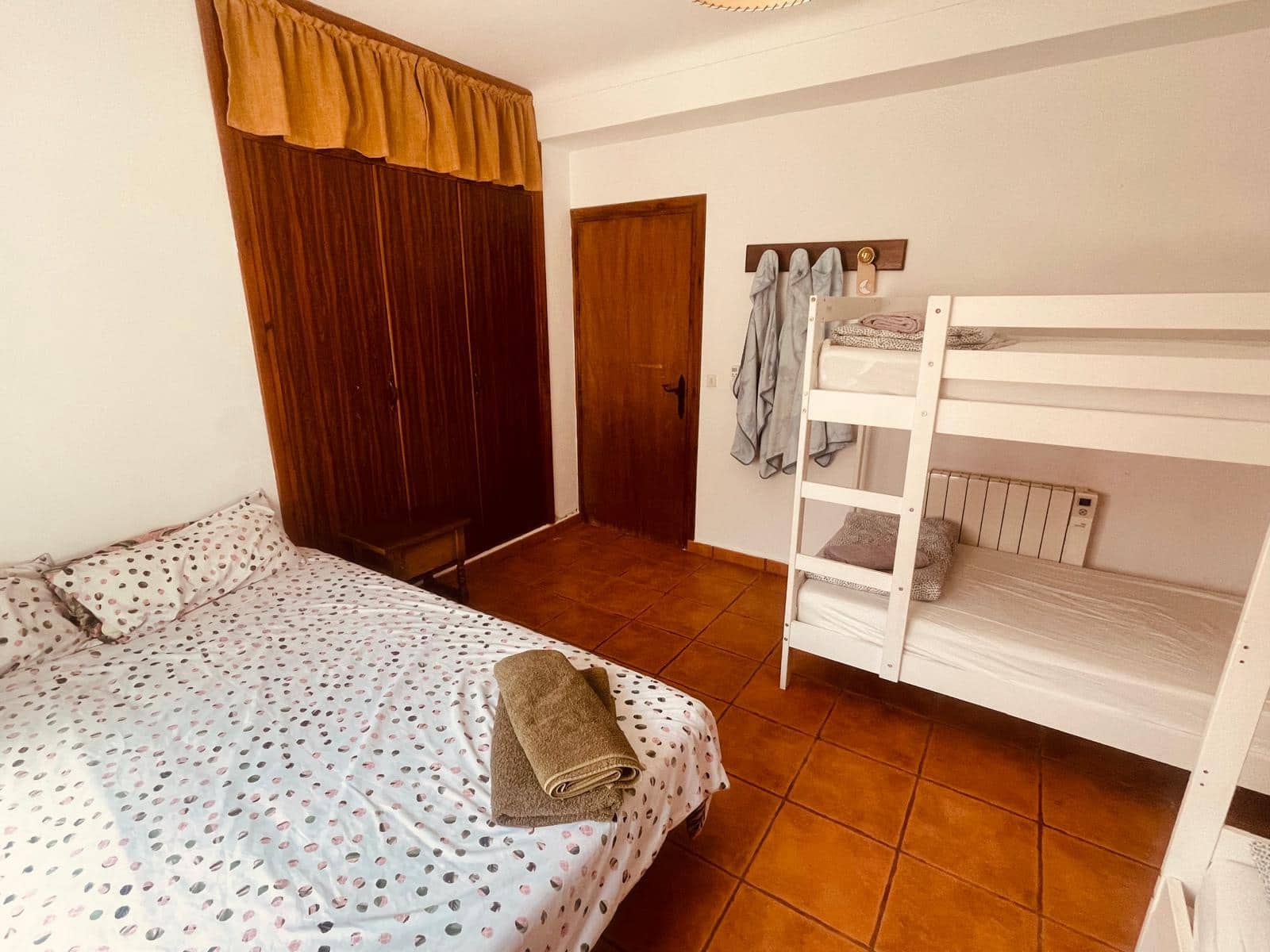 3 sypialnia Finka/Dom wiejski na sprzedaż w Alora z basenem - 375 000 € (Ref: 10057558)