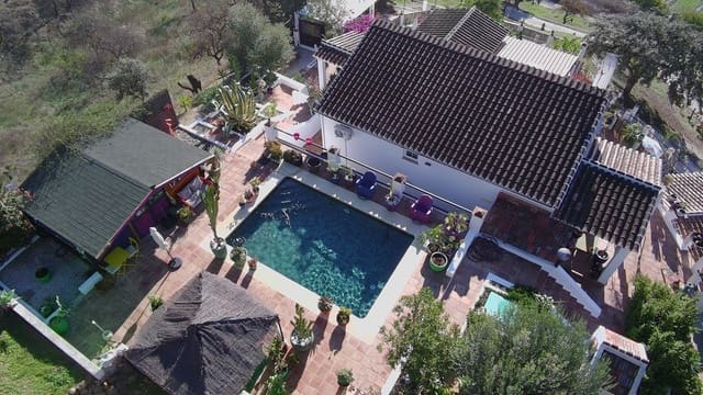 3 soverom Finca/Herregård til salgs i Pizarra med svømmebasseng garasje - € 649 000 (Ref: 10136483)
