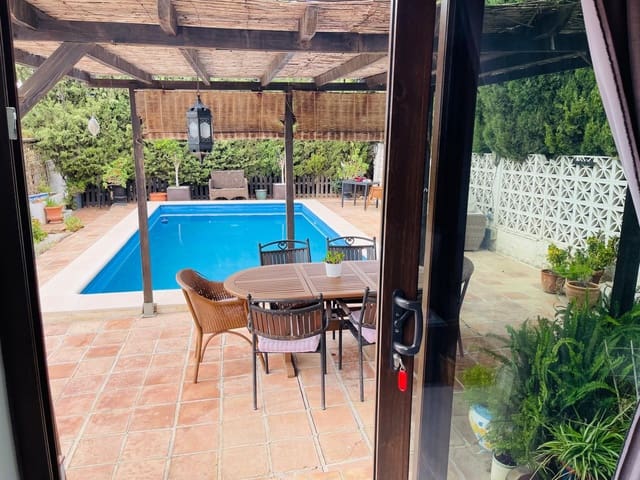 Finca/Casa Rural de 4 habitaciones en Almogía en venta con piscina garaje - 469.000 € (Ref: 10136499)