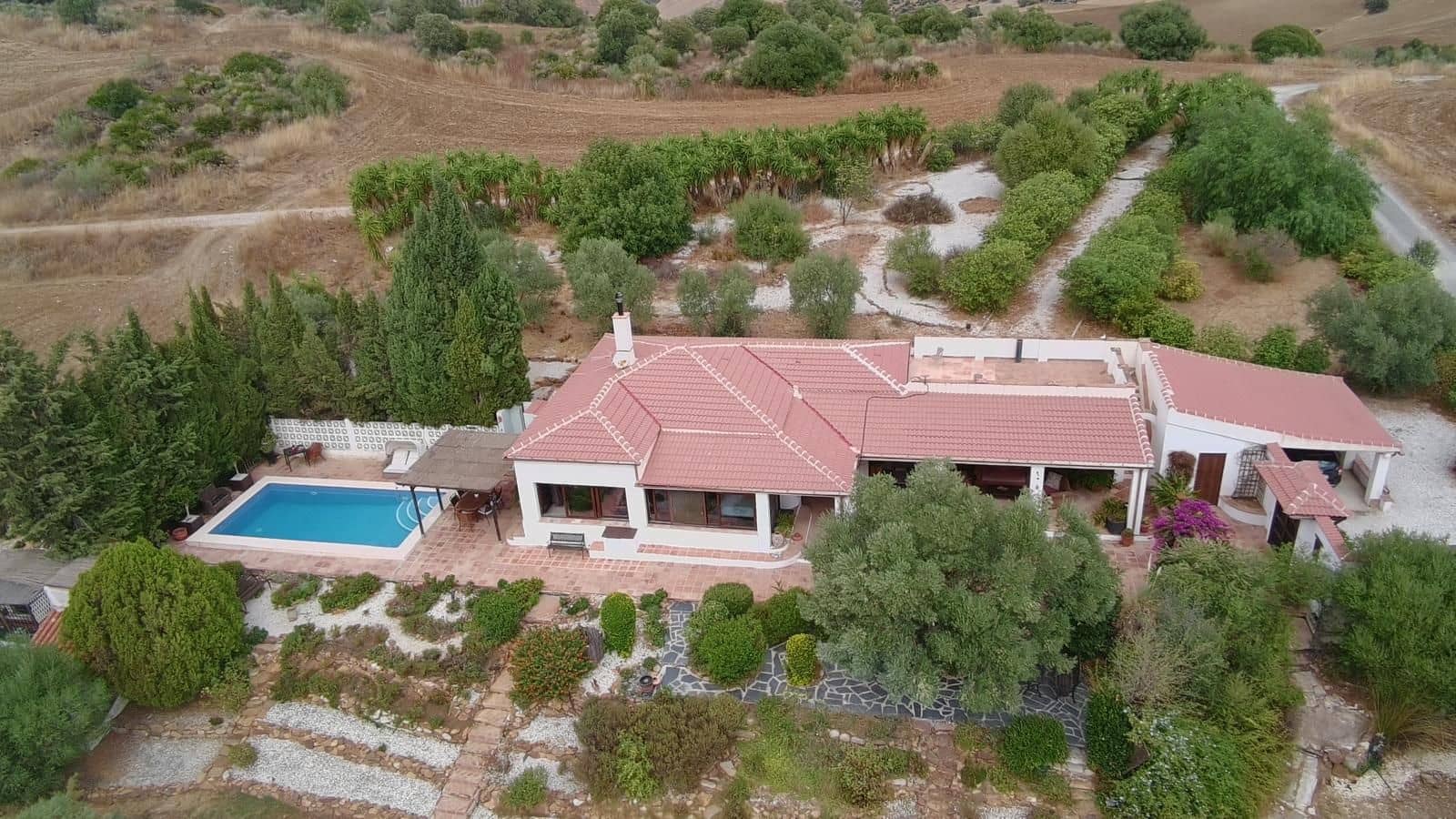 4 Zimmer Finca/Landgut zu verkaufen in Almogia mit Pool Garage - 469.000 € (Ref: 10136499)