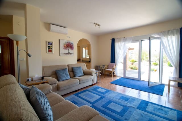 4 quarto Quinta/Casa Rural para venda em Almogía - 260 000 € (Ref: 8328033)