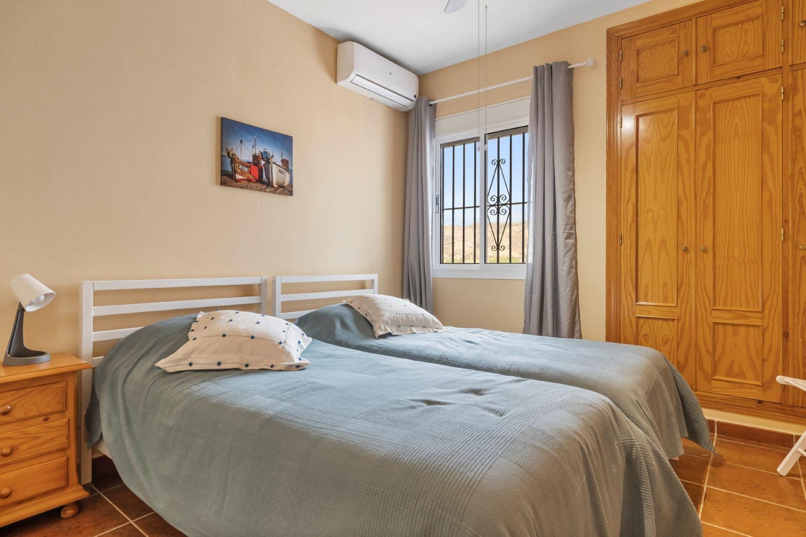 3 soveværelse Finca/Landehus til salg i Pizarra med swimmingpool garage - € 525.000 (Ref: 9050141)