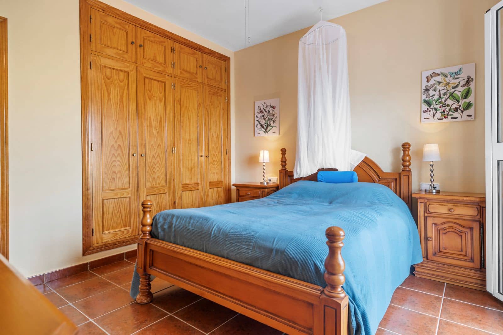 3 soveværelse Finca/Landehus til salg i Pizarra med swimmingpool garage - € 525.000 (Ref: 9050141)