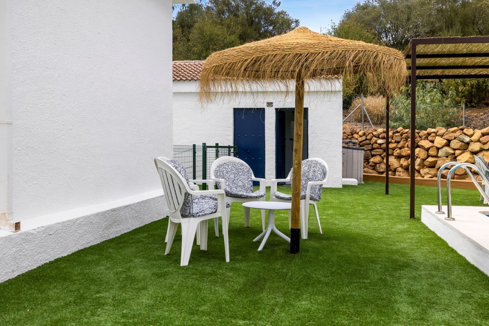 3 soveværelse Finca/Landehus til salg i Pizarra med swimmingpool garage - € 525.000 (Ref: 9050141)