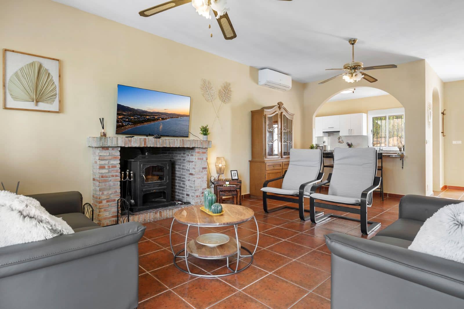 3 soveværelse Finca/Landehus til salg i Pizarra med swimmingpool garage - € 525.000 (Ref: 9050141)