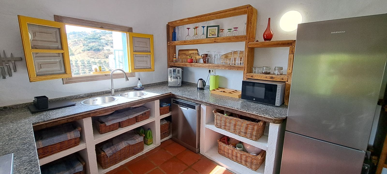 5 sypialnia Finka/Dom wiejski na sprzedaż w Alora z basenem garażem - 549 000 € (Ref: 9087631)